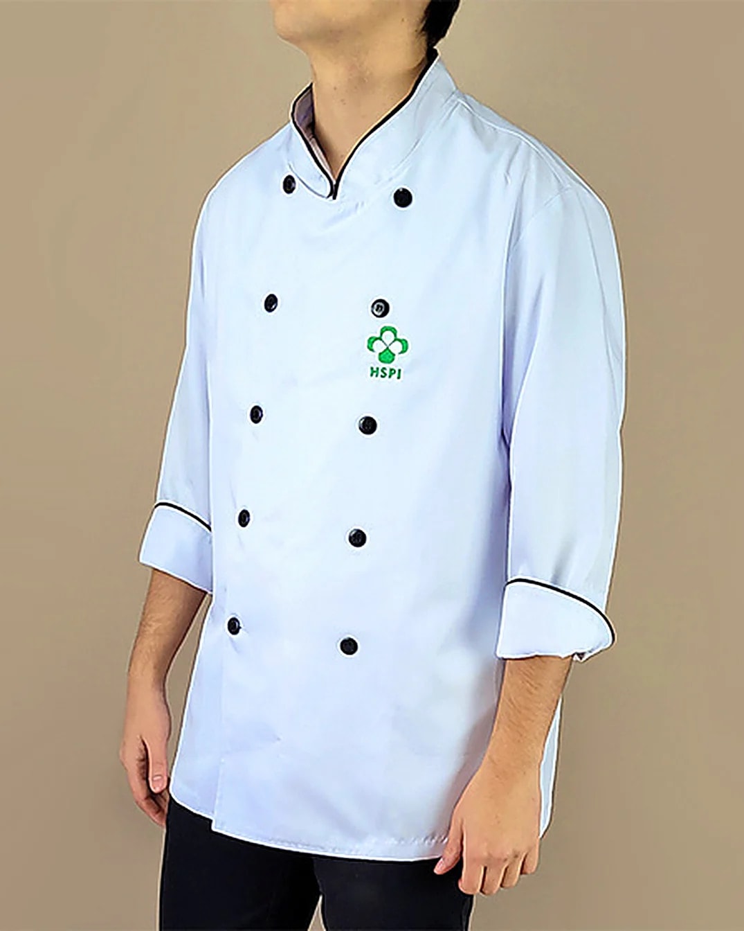 Dolmã de chef branco com botões pretos, Linha Gastronômica da Clássica Uniformes